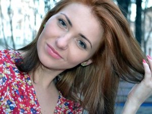 Redhead Bonny Roleplay.