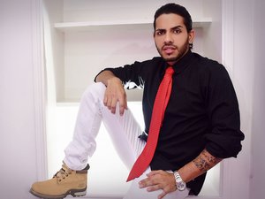 Latin gay RamonReynolds like to dildo and vibrator